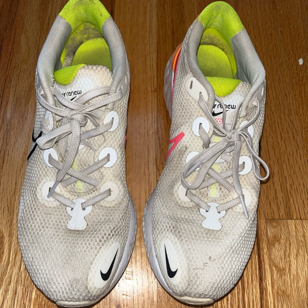 Size 9.5 - Nike Renew Run Platinum Pink Blast